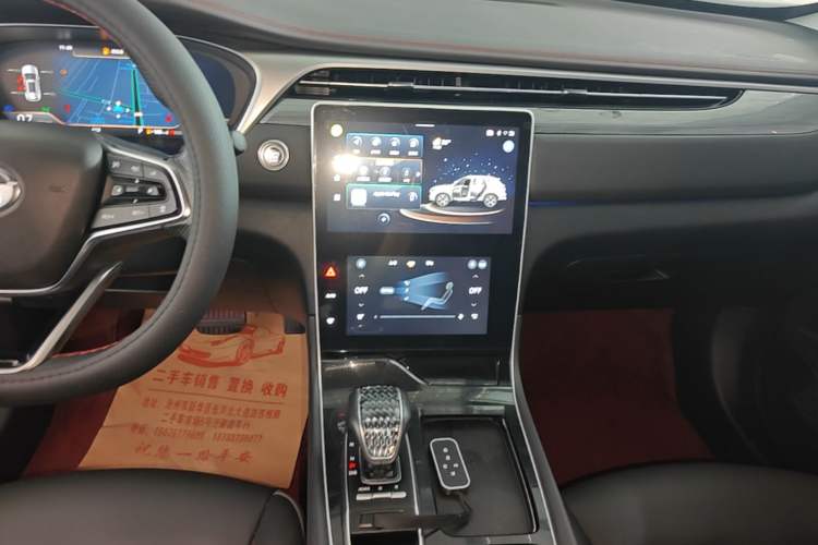 Used GAC Trumpchi GS4 PLUS 2022 390T Automatic Nebula Edition Audio And AC Panel
