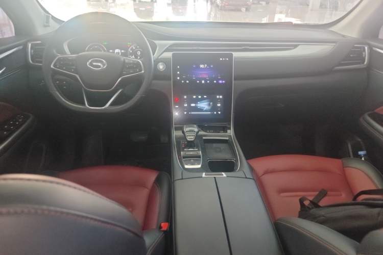 Used GAC Trumpchi GS4 PLUS 2022 390T Automatic Nebula Edition Center Console