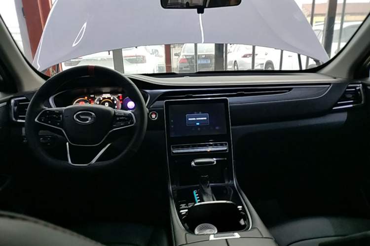 Used GAC Trumpchi GS4 PLUS 2022 390T Automatic Galaxy Edition Center Console