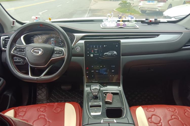 Used GAC Trumpchi GS4 PLUS 2022 390T Automatic Nebula Edition Center Console