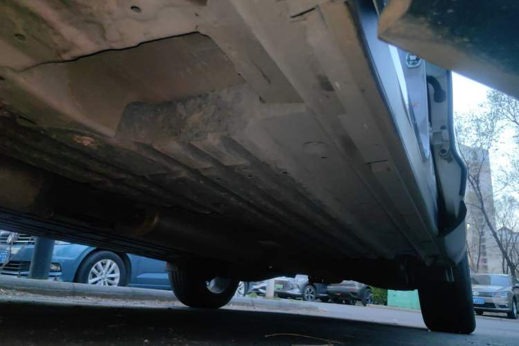 Used GAC Trumpchi GS4 PLUS 2022 390T Automatic Nebula Edition Chassis Front Left