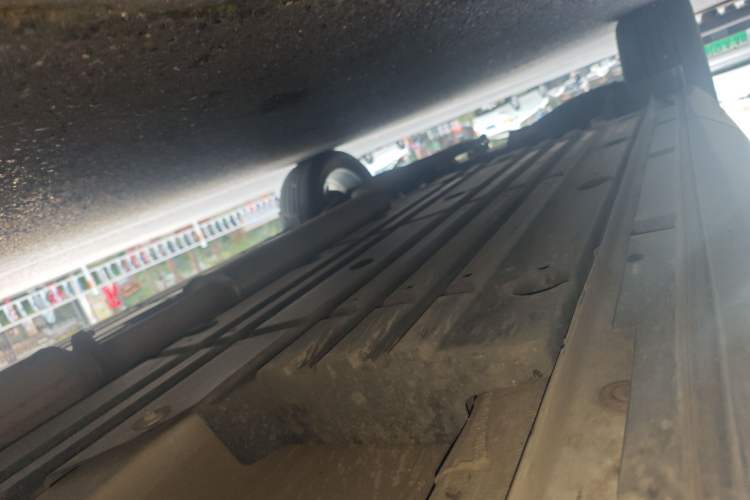 Used GAC Trumpchi GS4 PLUS 2022 390T Automatic Nebula Edition Chassis Front Right