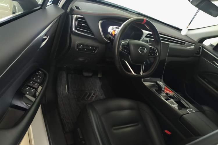 Used GAC Trumpchi GS4 PLUS 2022 270T Automatic Star Edition Driver Seat