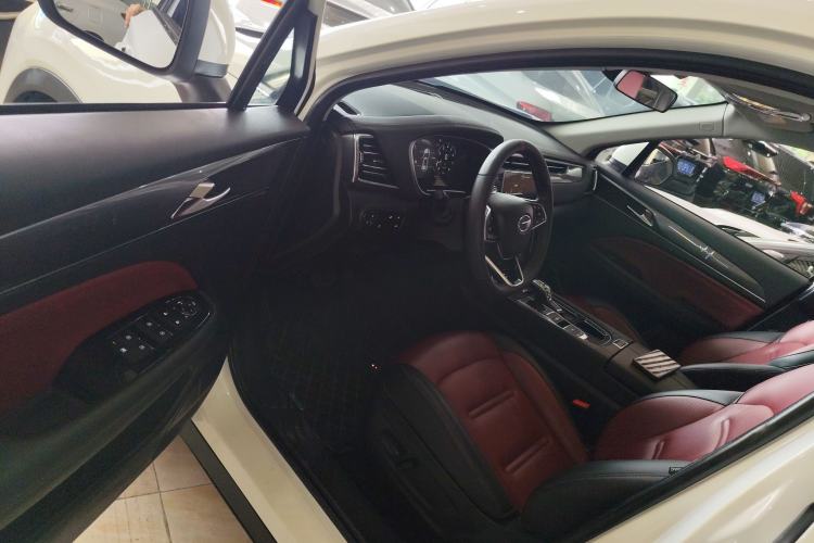 Used GAC Trumpchi GS4 PLUS 2022 270T Automatic Star Edition Driver Seat