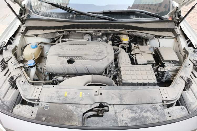Used GAC Trumpchi GS4 PLUS 2022 270T Automatic Star Edition Engine Bay