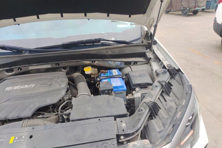 Used GAC Trumpchi GS4 PLUS 2022 390T Automatic Galaxy Edition Engine Bay Left