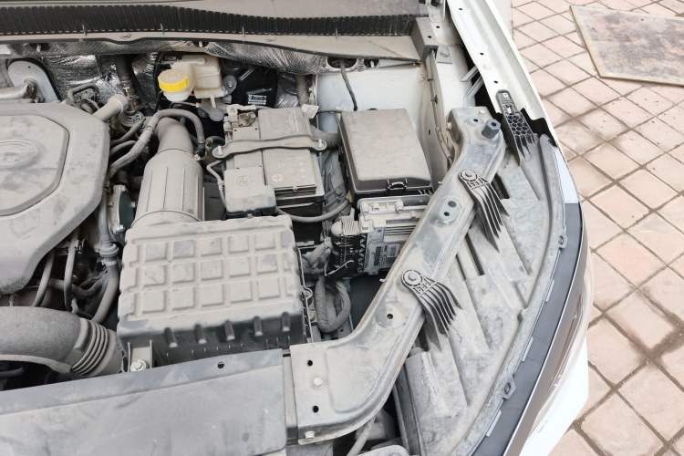 Used GAC Trumpchi GS4 PLUS 2022 270T Automatic Star Edition Engine Bay Left