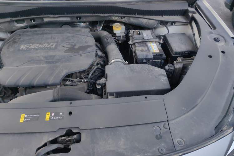 Used GAC Trumpchi GS4 PLUS 2022 390T Automatic Nebula Edition Engine Bay Left
