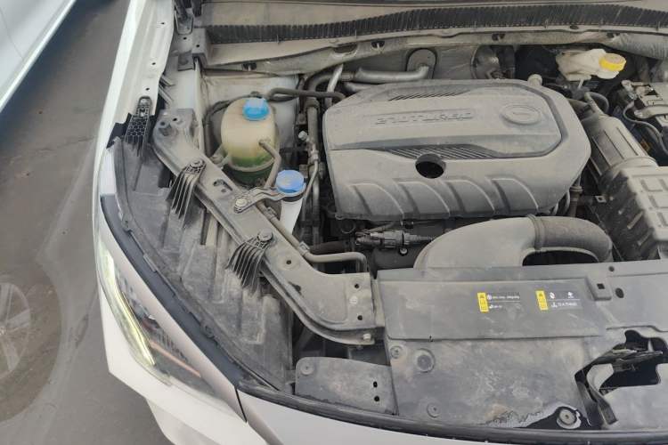 Used GAC Trumpchi GS4 PLUS 2022 270T Automatic Galaxy Edition Engine Bay Right