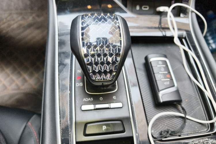 Used GAC Trumpchi GS4 PLUS 2022 270T Automatic Star Edition Gear Lever