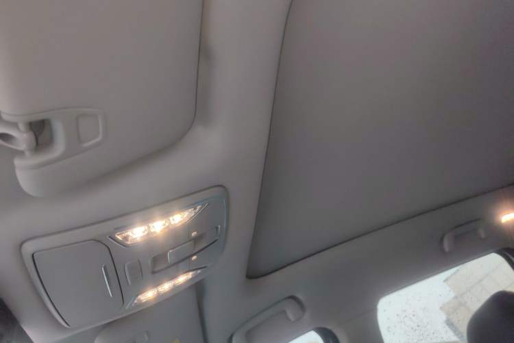 Used GAC Trumpchi GS4 PLUS 2022 390T Automatic Starry Edition Headliner