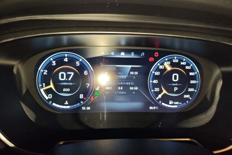 Used GAC Trumpchi GS4 PLUS 2022 390T Automatic Starry Edition Instrument Cluster