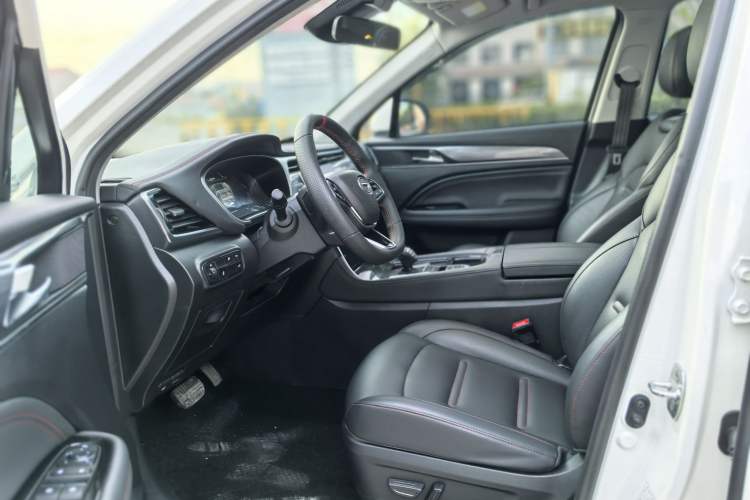 Used GAC Trumpchi GS4 PLUS 2022 270T Automatic Star Edition Interior 1