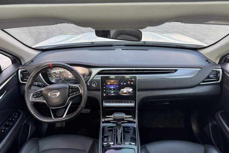 Used GAC Trumpchi GS4 PLUS 2022 390T Automatic Galaxy Edition Interior 1