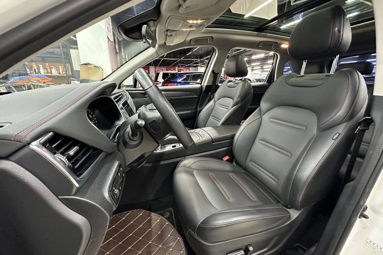 Used GAC Trumpchi GS4 PLUS 2022 390T Automatic Galaxy Edition Interior 5