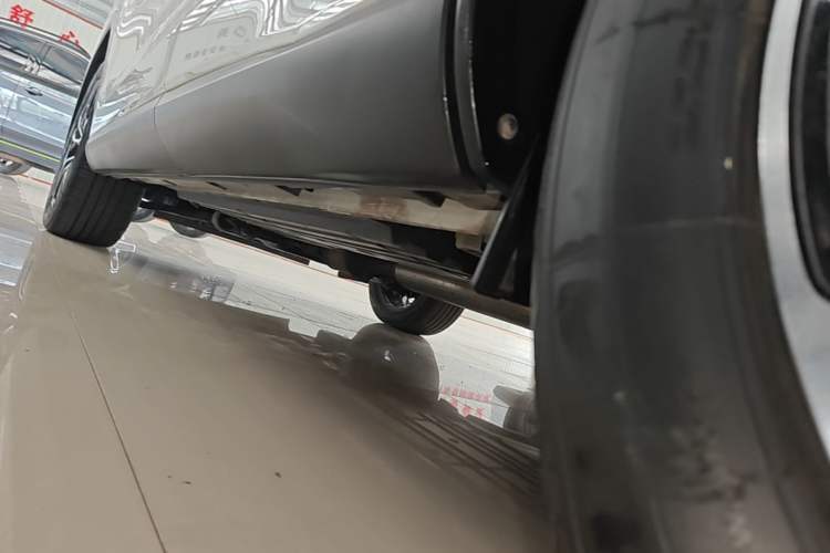 Used GAC Trumpchi GS4 PLUS 2022 390T Automatic Nebula Edition Left Side Sill