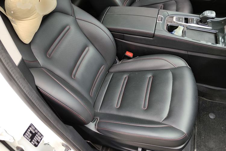 Used GAC Trumpchi GS4 PLUS 2022 270T Automatic Galaxy Edition Right Front Seat