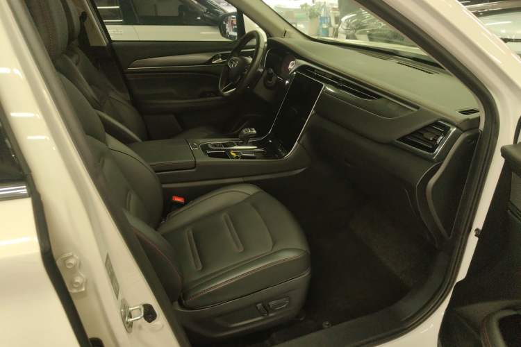Used GAC Trumpchi GS4 PLUS 2022 390T Automatic Nebula Edition Right Front Seat
