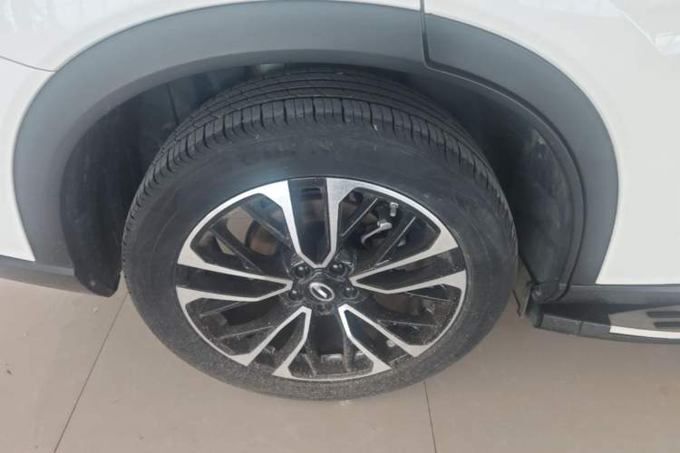 Used GAC Trumpchi GS4 PLUS 2022 390T Automatic Nebula Edition Right Rear Wheel Hub