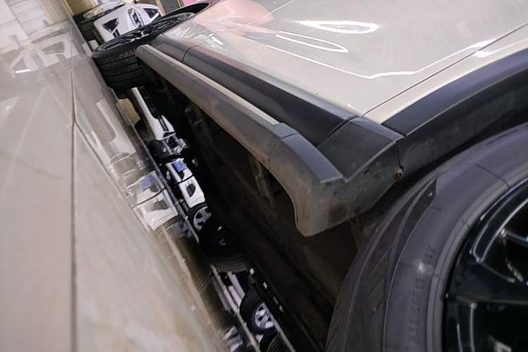 Used GAC Trumpchi GS4 PLUS 2022 390T Automatic Galaxy Edition Right Side Sill