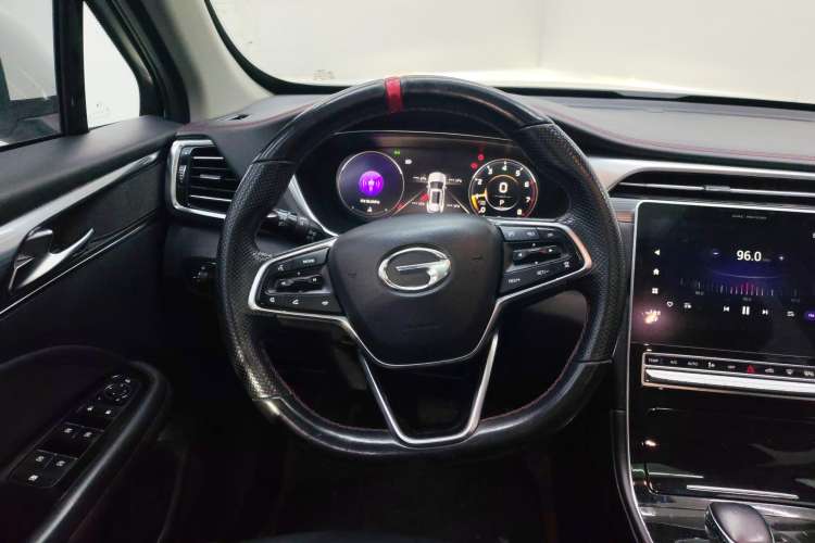 Used GAC Trumpchi GS4 PLUS 2022 270T Automatic Star Edition Steering Wheel