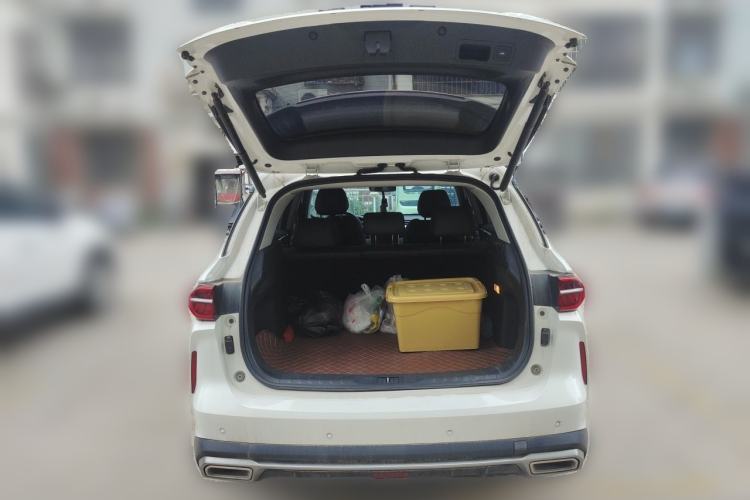 Used GAC Trumpchi GS4 PLUS 2022 390T Automatic Galaxy Edition Trunk