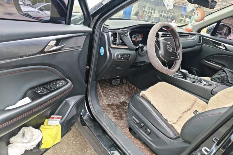 Used GAC Trumpchi GS4 PLUS 2023 390T Automatic Nebula Edition Driver Seat