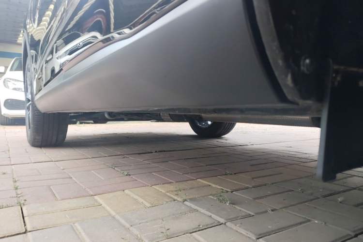 Used GAC Trumpchi GS4 PLUS 2023 390T Automatic Galaxy Edition Left Side Sill