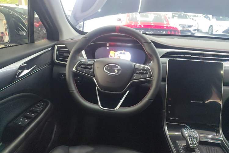 Used GAC Trumpchi GS4 PLUS 2023 390T Automatic Nebula Edition Steering Wheel