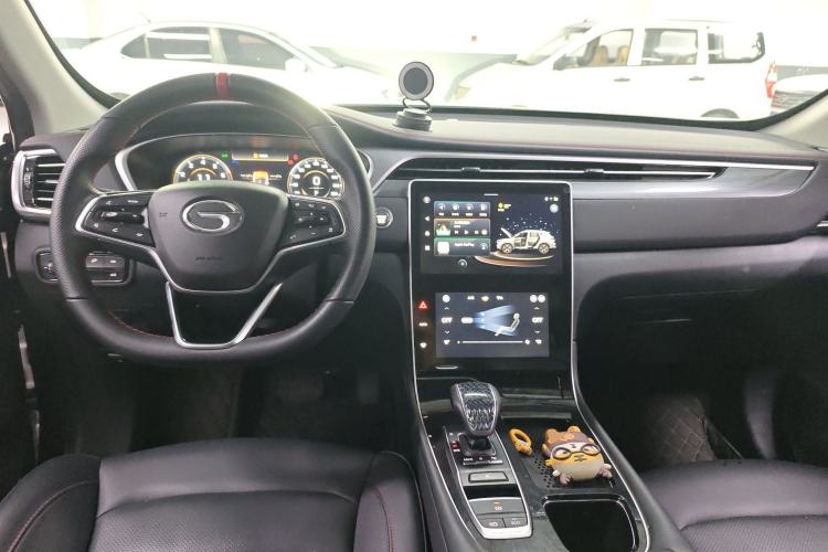 Used GAC Trumpchi GS4 PLUS 2023 390T Automatic Nebula Edition Center Console