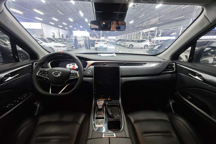 Used GAC Trumpchi GS4 PLUS 2023 390T Automatic Nebula Edition Interior 3