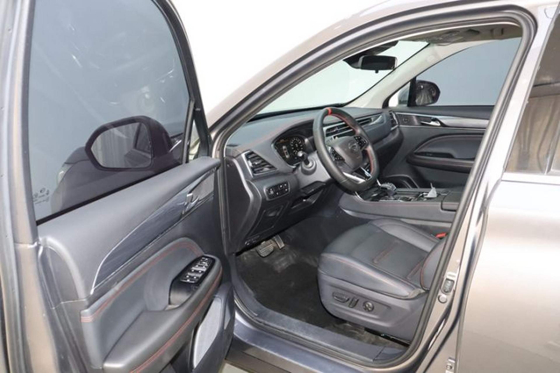 Used GAC Trumpchi GS4 PLUS 2023 390T Automatic Nebula Edition Interior 4