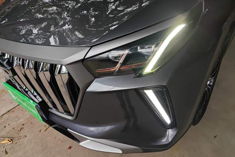 Used GAC Trumpchi GS4 PLUS 2023 390T Automatic Galaxy Edition Left Front Headlight