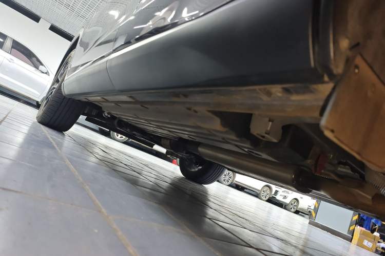 Used GAC Trumpchi GS4 PLUS 2023 390T Automatic Nebula Edition Left Side Sill