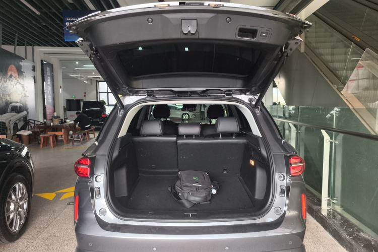Used GAC Trumpchi GS4 PLUS 2023 390T Automatic Nebula Edition Trunk