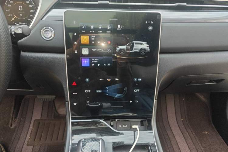 Used GAC Trumpchi GS4 PLUS 2023 390T Automatic Nebula Edition Audio And AC Panel