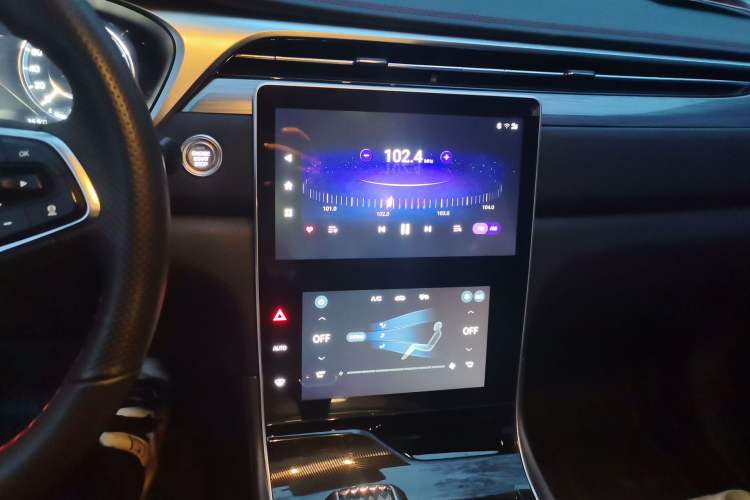 Used GAC Trumpchi GS4 PLUS 2023 390T Automatic Nebula Edition Audio And AC Panel