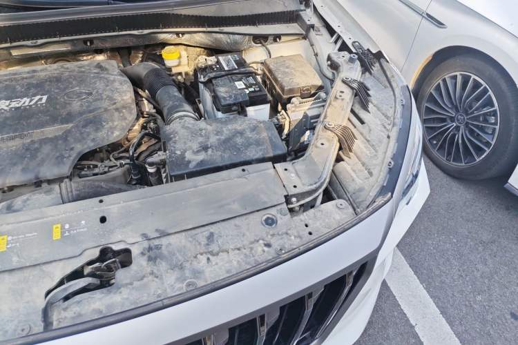 Used GAC Trumpchi GS4 PLUS 2023 390T Automatic Galaxy Edition Engine Bay Left