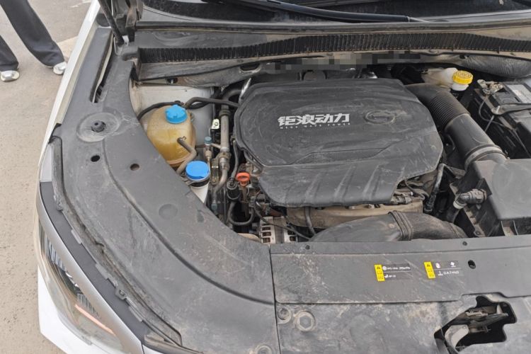 Used GAC Trumpchi GS4 PLUS 2023 390T Automatic Nebula Edition Engine Bay Right