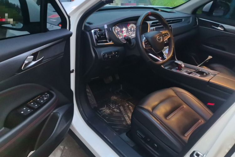 Used GAC Trumpchi GS4 PLUS 2023 390T Automatic Nebula Edition Interior 3
