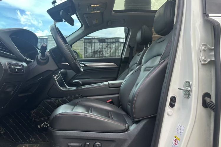 Used GAC Trumpchi GS4 PLUS 2023 390T Automatic Nebula Edition Interior 3