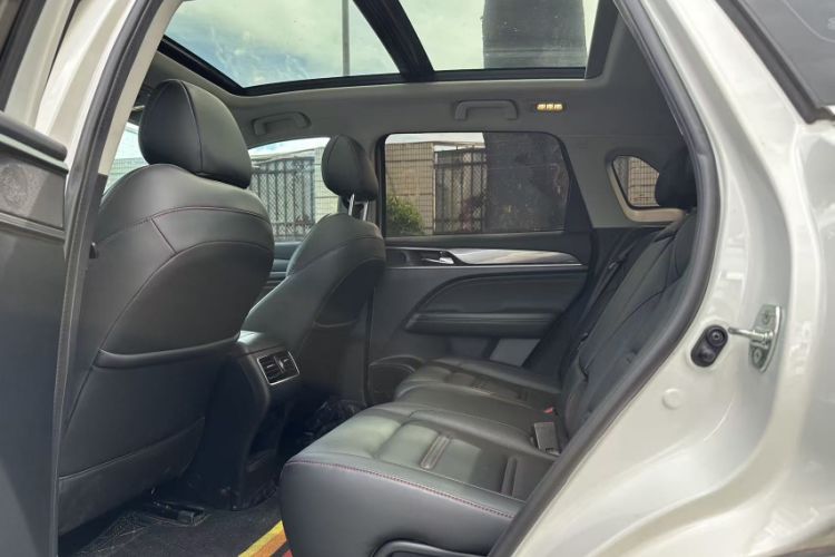 Used GAC Trumpchi GS4 PLUS 2023 390T Automatic Nebula Edition Interior 4