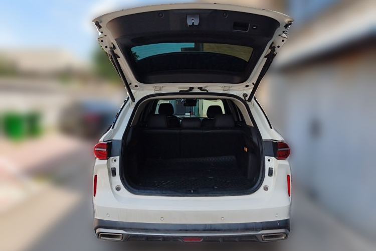 Used GAC Trumpchi GS4 PLUS 2023 390T Automatic Galaxy Edition Trunk