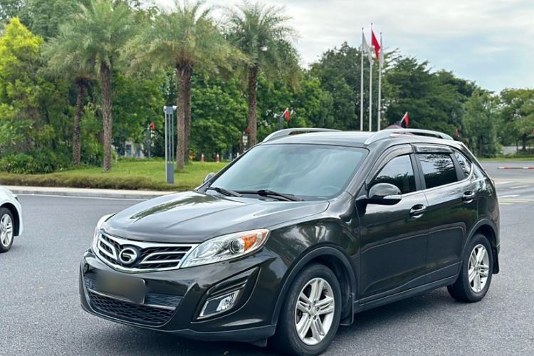Used GAC Trumpchi GS5 2014 2.0L Automatic Two-Wheel Drive Deluxe Edition Exterior 3
