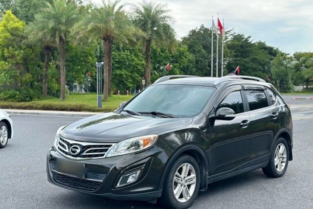 Ojetý GAC Trumpchi GS5 2014 2.0L Automatic Two-Wheel Drive Deluxe Edition