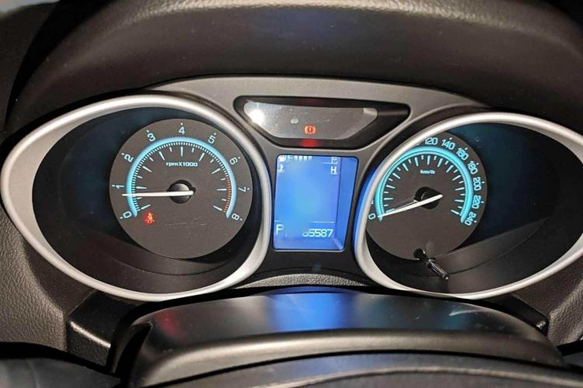 Used GAC Trumpchi GS5 2014 2.0L Automatic Two-Wheel Drive Deluxe Edition Instrument Cluster