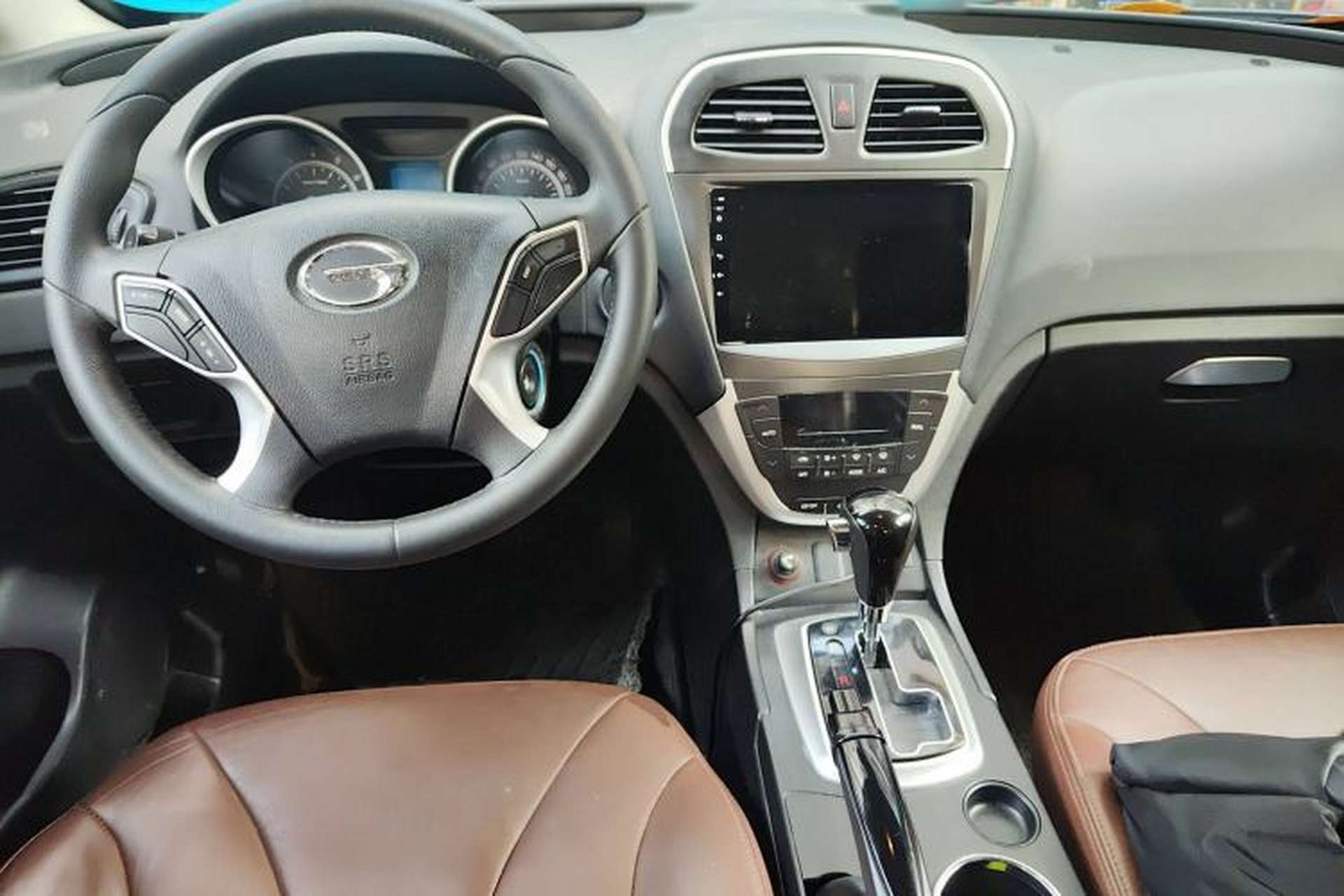 Used GAC Trumpchi GS5 2013 1.8T Automatic Two-Wheel Drive Elite Edition Interior 2