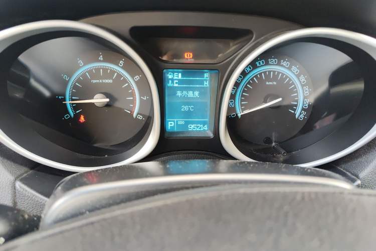 Used GAC Trumpchi GS5 2013 1.8T Automatic Two-Wheel Drive Elite Edition Odometer Close Up
