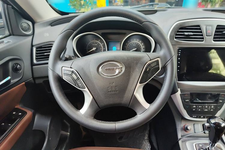 Used GAC Trumpchi GS5 2013 1.8T Automatic Two-Wheel Drive Elite Edition Steering Wheel