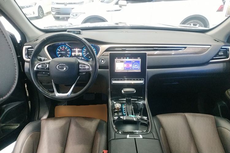 Used GAC Trumpchi GS5 2019 270T Automatic Elite Edition Center Console
